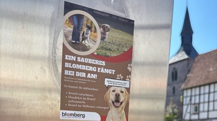 Neue Aufkleber: Die richtige Entsorgung von Hundekot